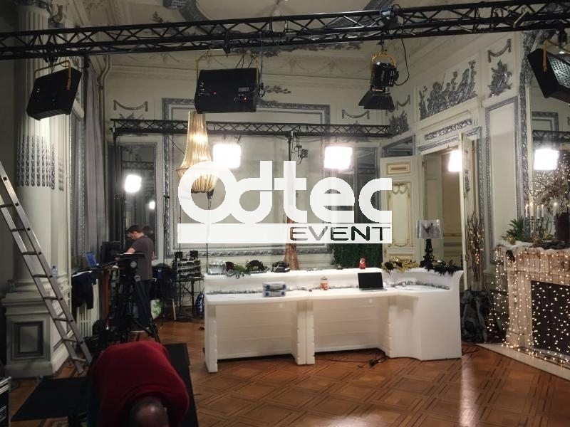 LOCATION MATERIEL PLATEAU TV